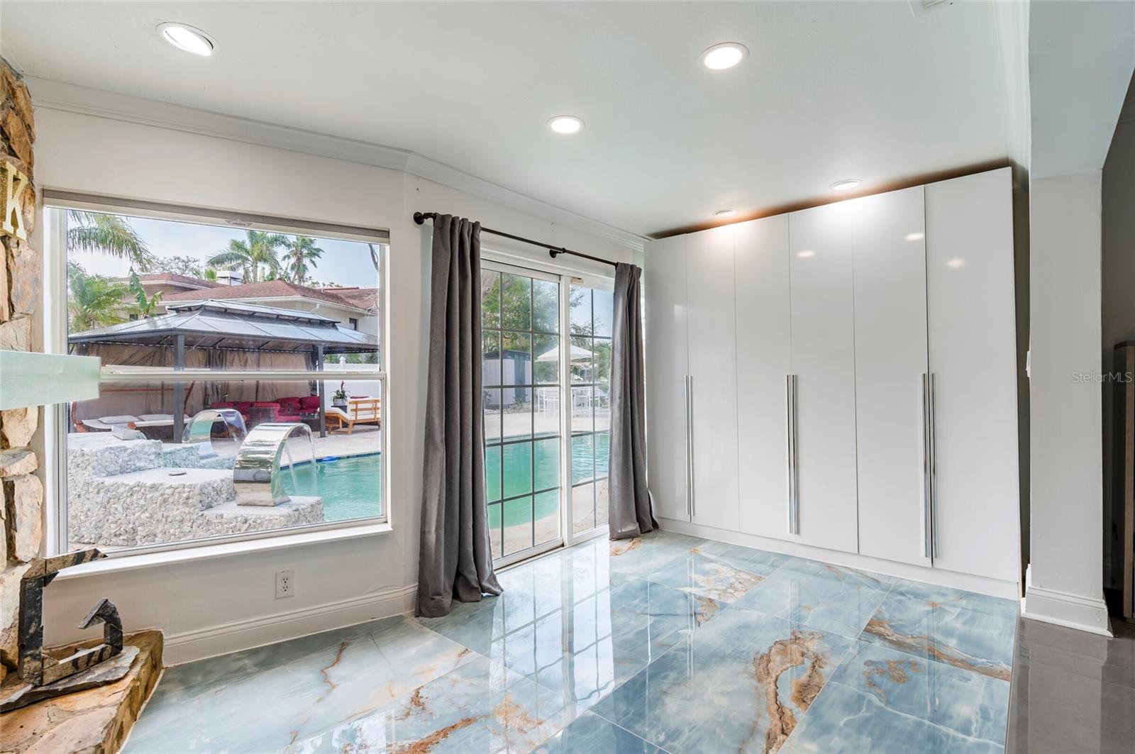 HARBOR HILLS 1ST ADD - Residential Lease