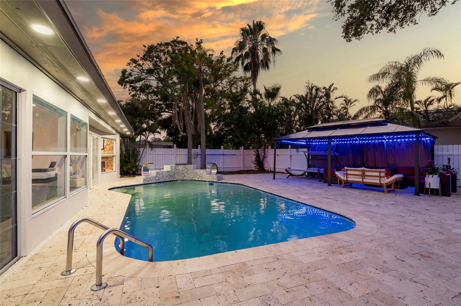 HARBOR HILLS 1ST ADD - Residential Lease