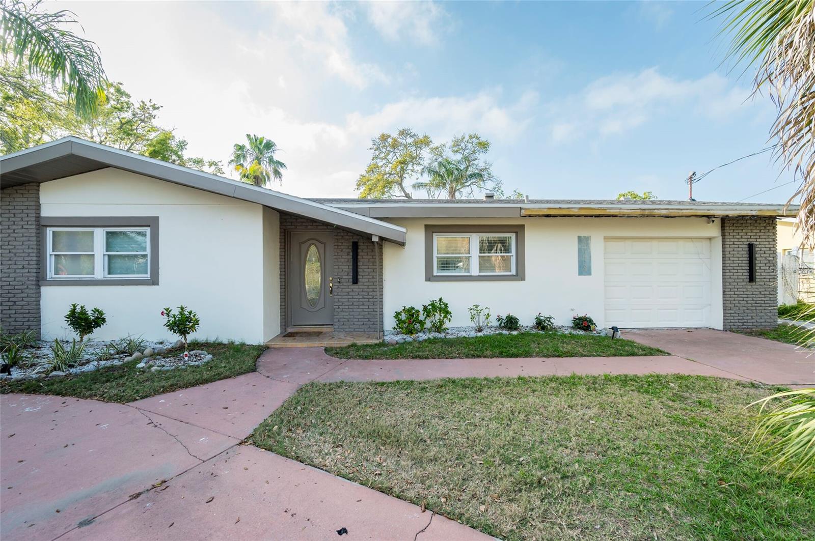 HARBOR HILLS 1ST ADD - Residential Lease