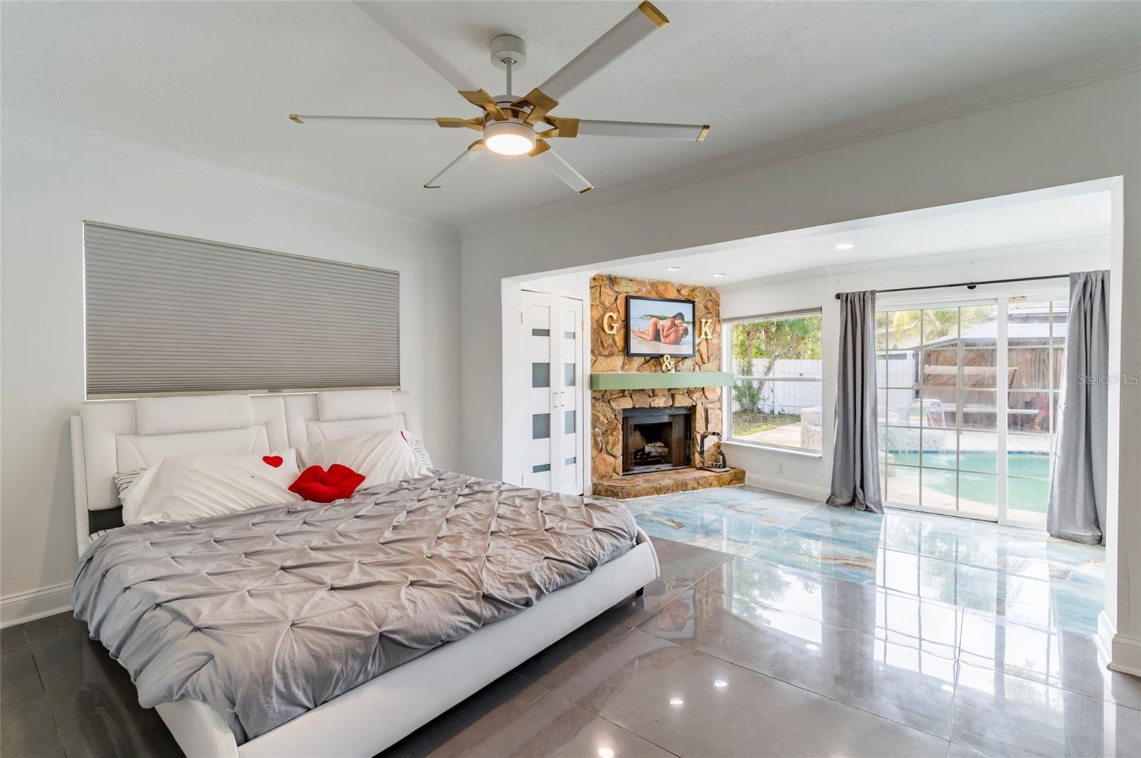 HARBOR HILLS 1ST ADD - Residential Lease