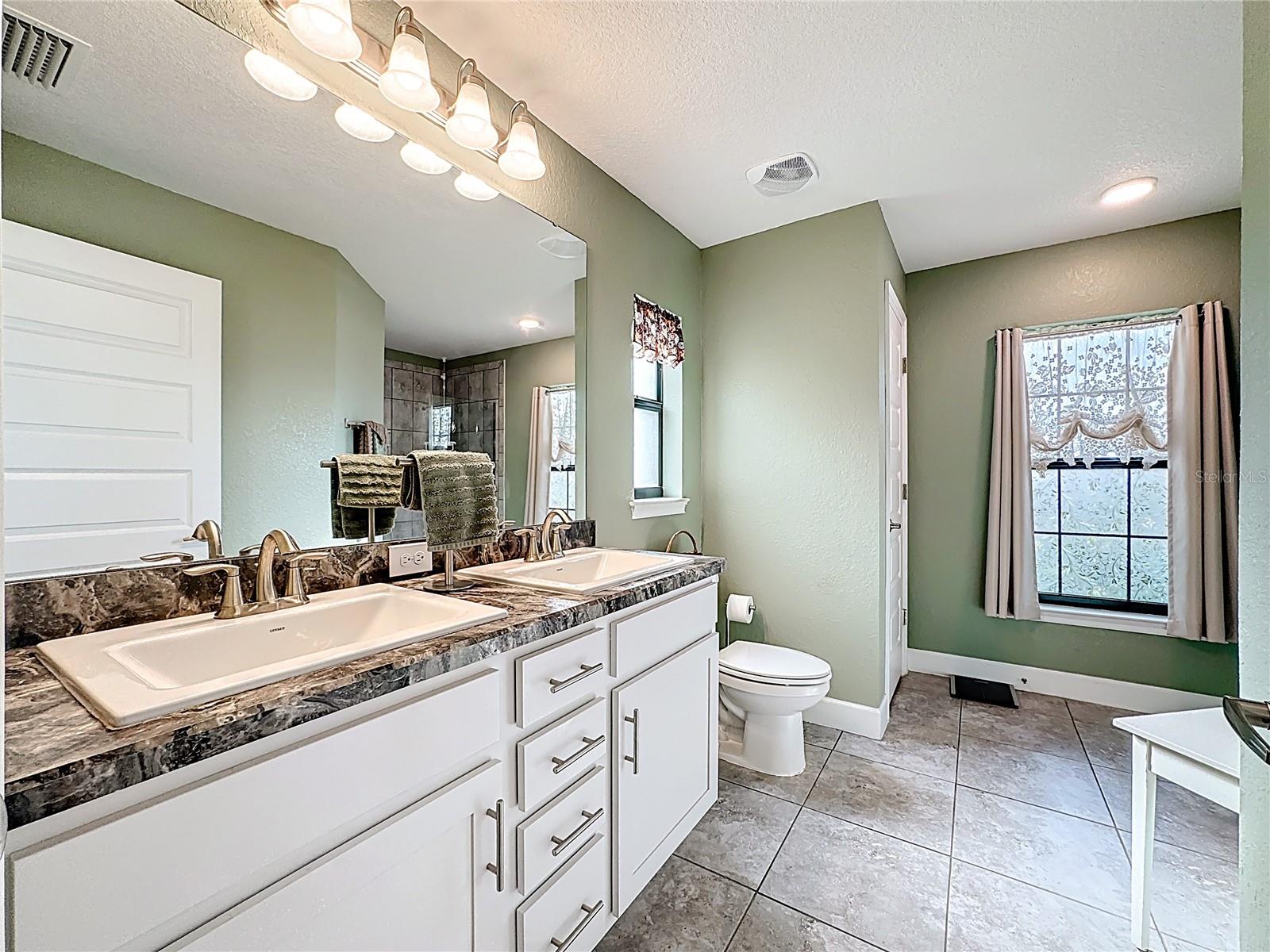 AVIARY AT RUTLAND RANCH PH 1A & 1B - Residential