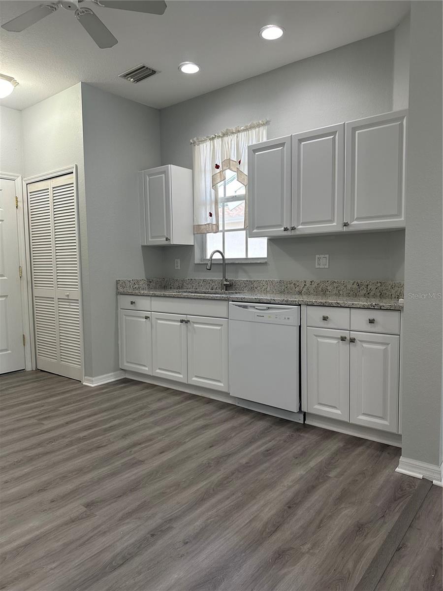 LAKESIDE PLANTATION - Residential