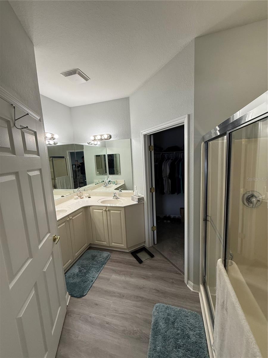 LAKESIDE PLANTATION - Residential