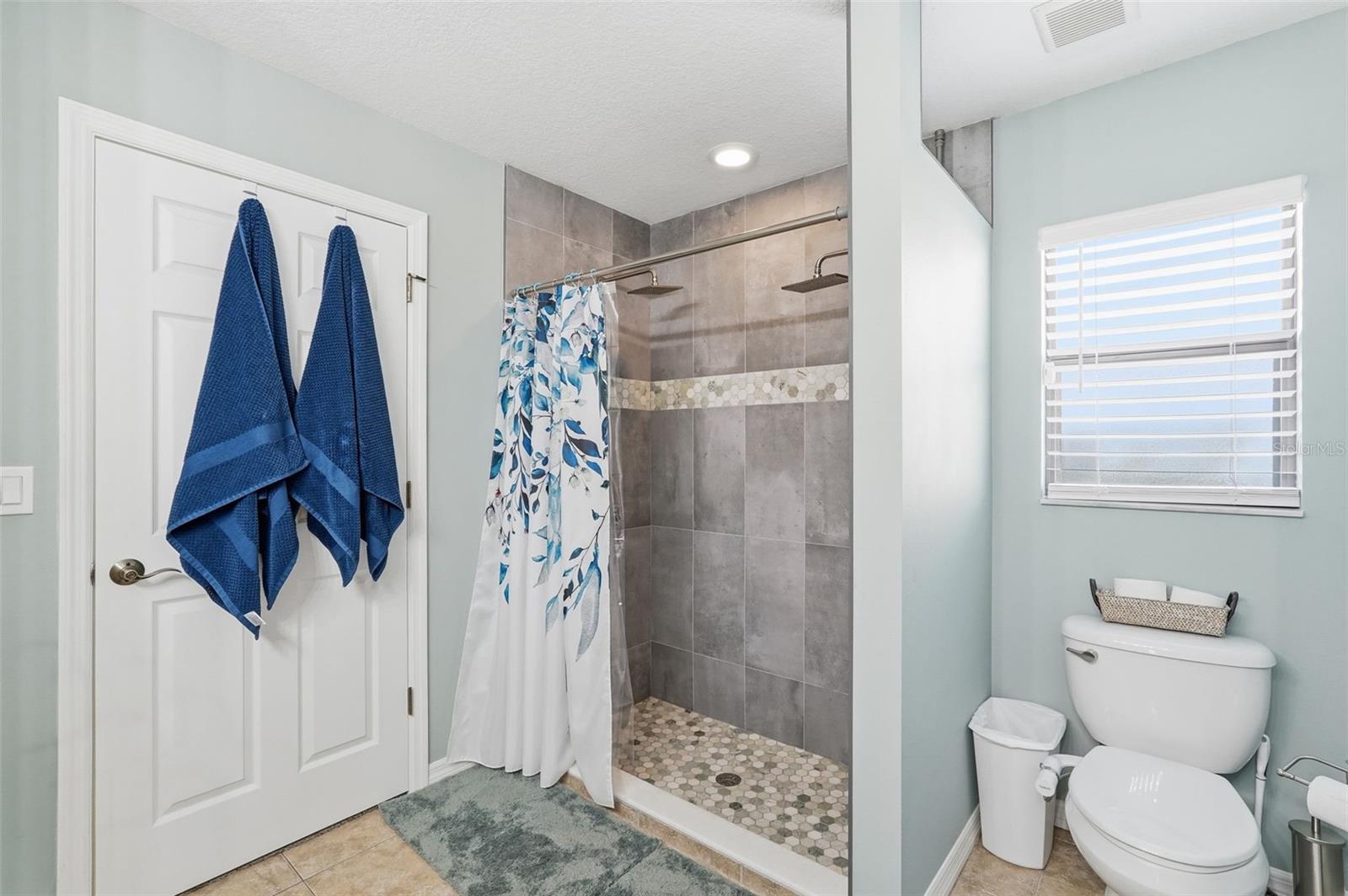 COTTAGES AT BLU VISTA - Residential