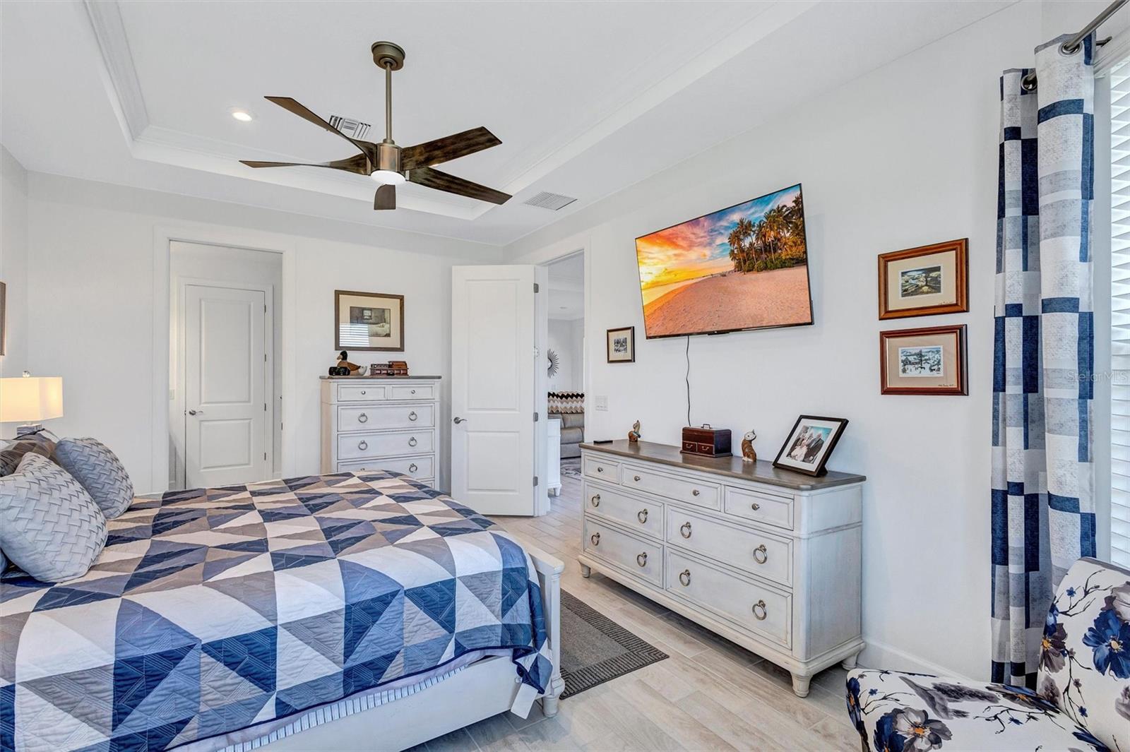 AZARIO ESPLANADE PH II SUBPH C-O - Residential