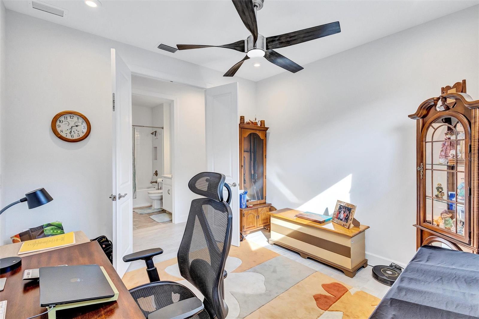 AZARIO ESPLANADE PH II SUBPH C-O - Residential