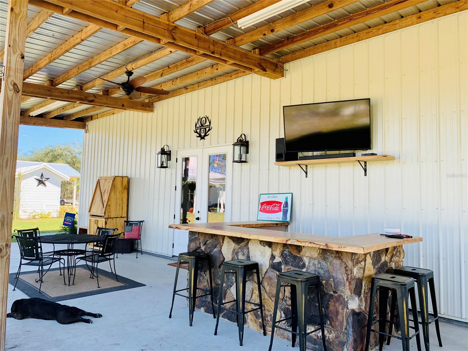 Volco Hlnds - Residential