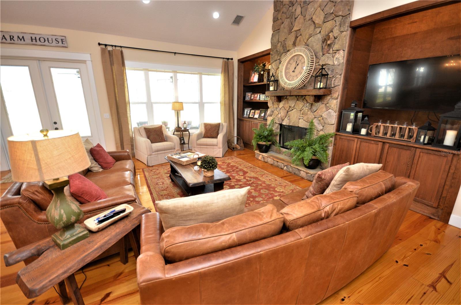 Volco Hlnds - Residential