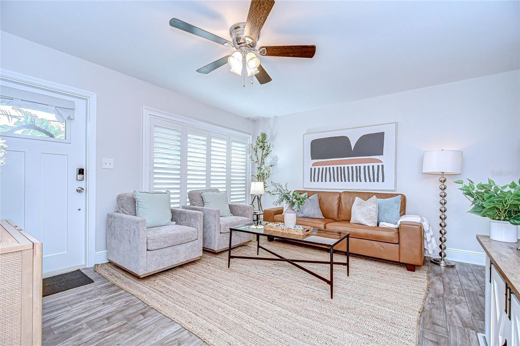Photo of 5402 S Himes Avenue, Tampa, FL 33611 (MLS # TB8434770)