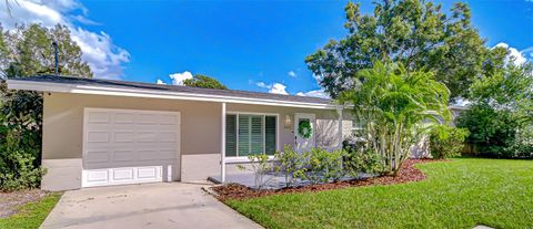 Photo of 5402 S Himes Avenue, Tampa, FL 33611 (MLS # TB8434770)