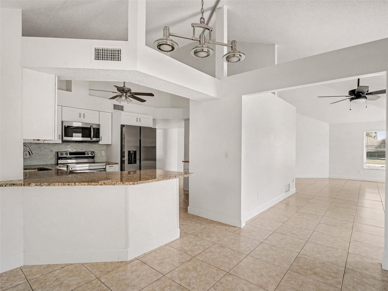 SPANISH WELLS - Residential