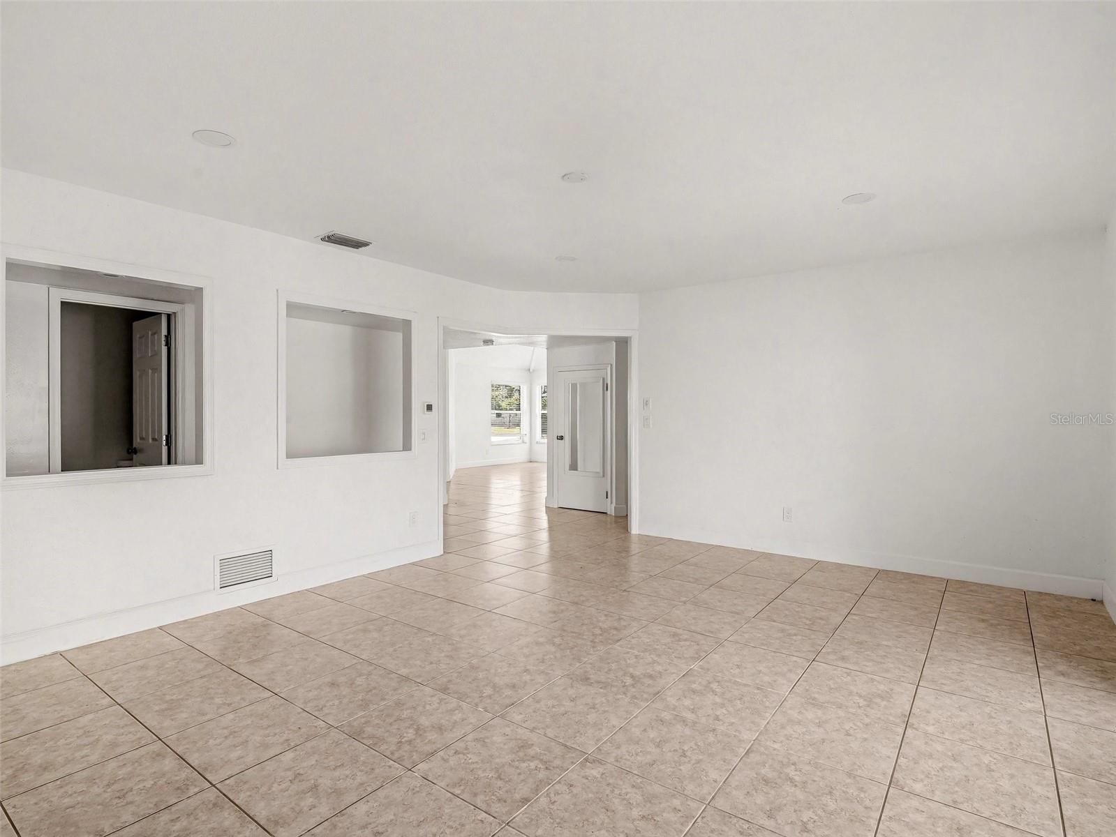 SPANISH WELLS - Residential