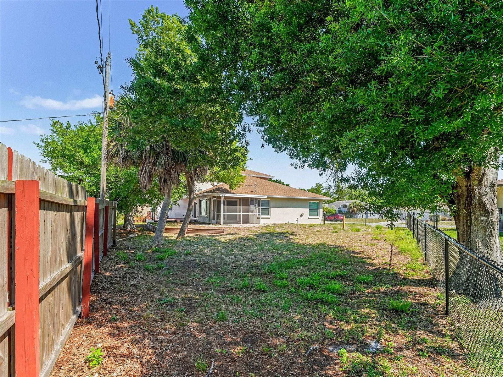 SPANISH WELLS - Residential