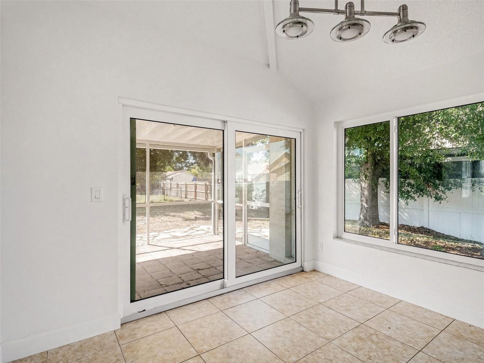 SPANISH WELLS - Residential