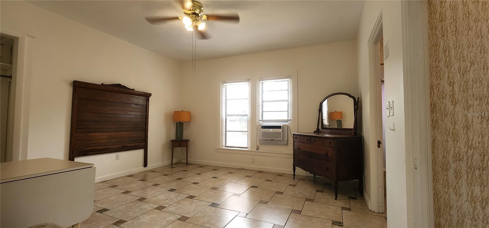 RIDGE MANOR - Residential Income