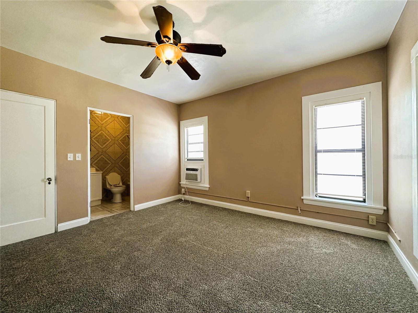 RIDGE MANOR - Residential Income