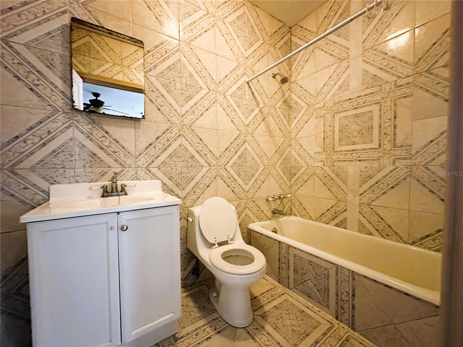 RIDGE MANOR - Residential Income