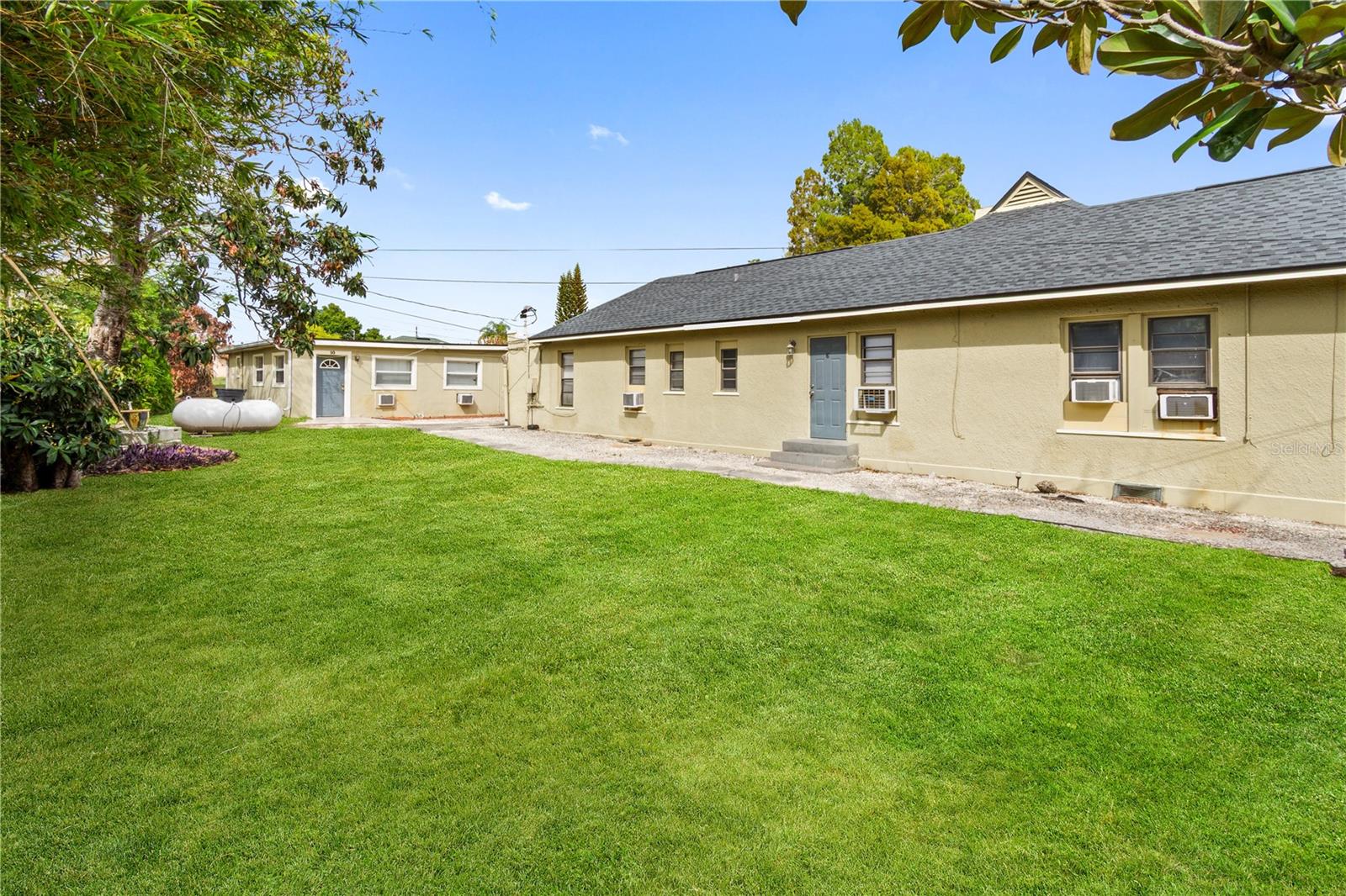 RIDGE MANOR - Residential Income