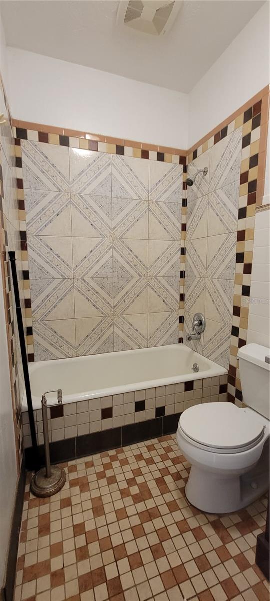 RIDGE MANOR - Residential Income