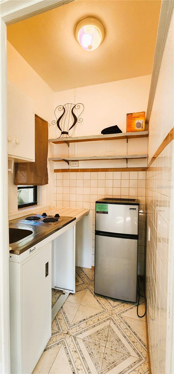 RIDGE MANOR - Residential Income