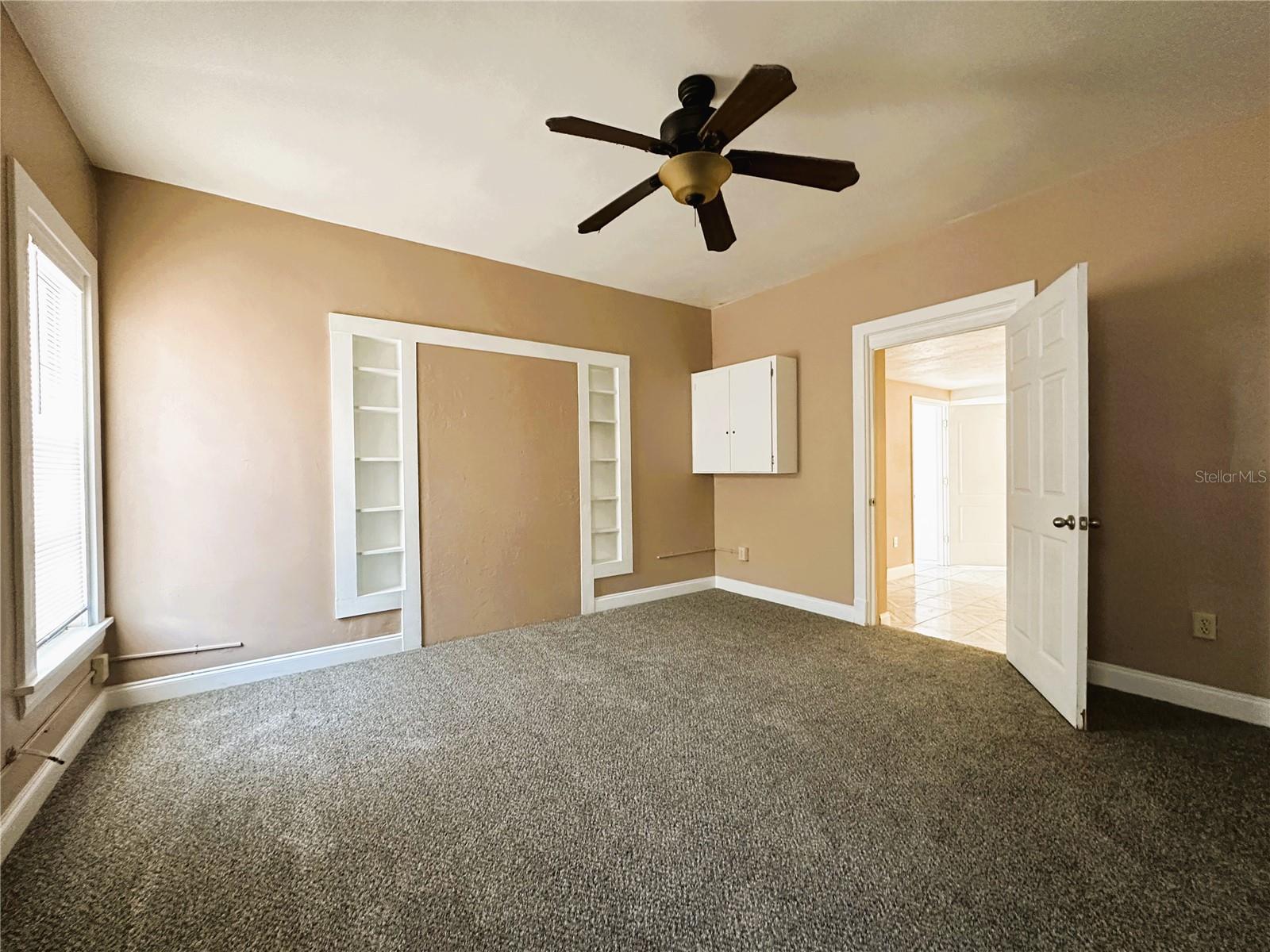 RIDGE MANOR - Residential Income