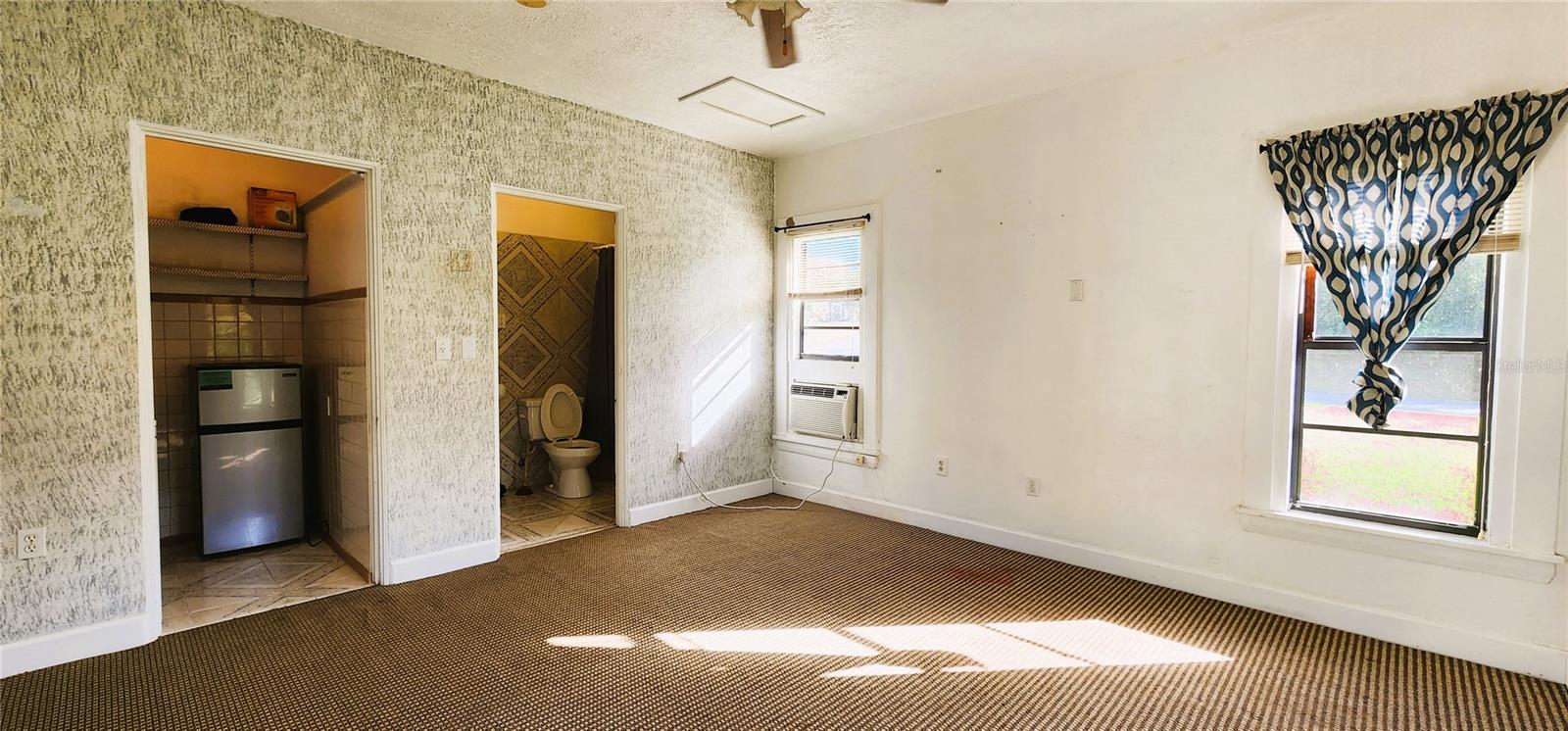 RIDGE MANOR - Residential Income