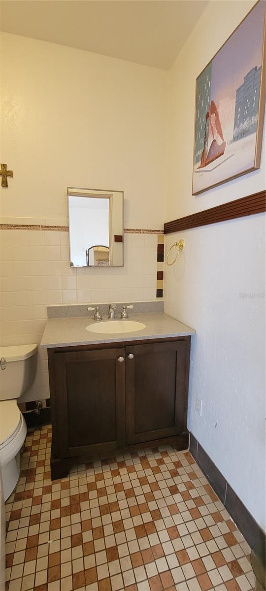 RIDGE MANOR - Residential Income