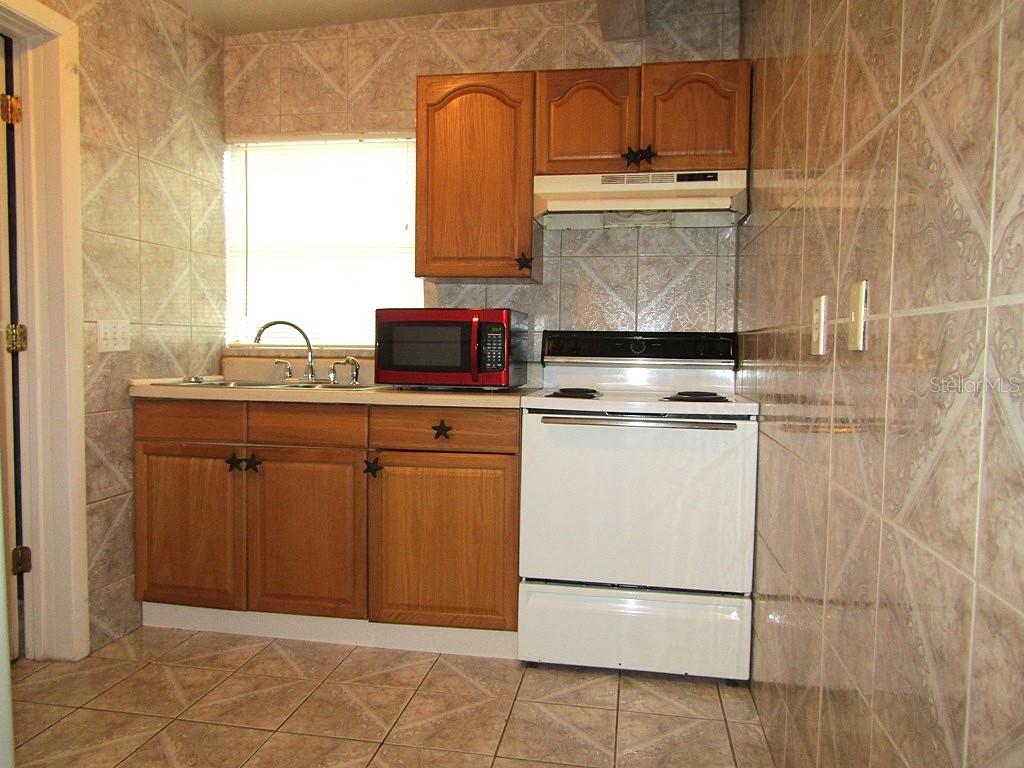 RIDGE MANOR - Residential Income