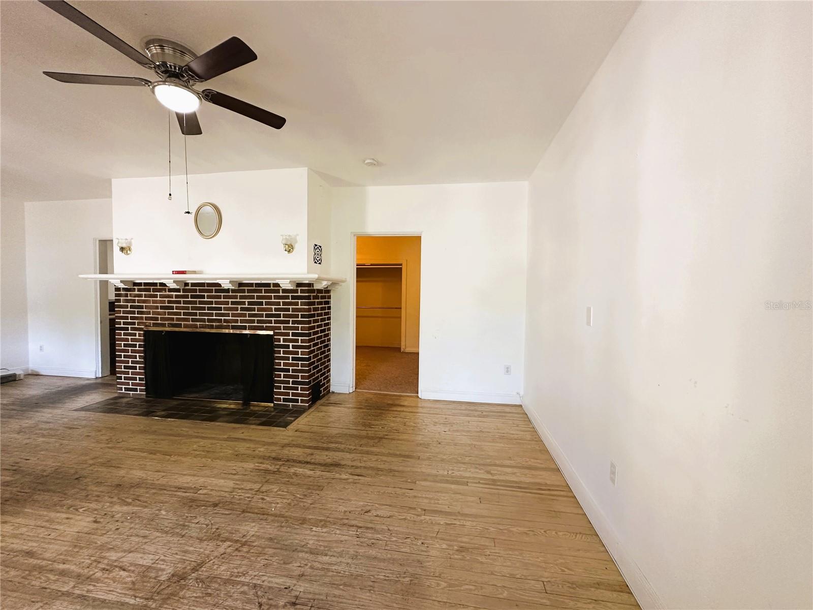 RIDGE MANOR - Residential Income