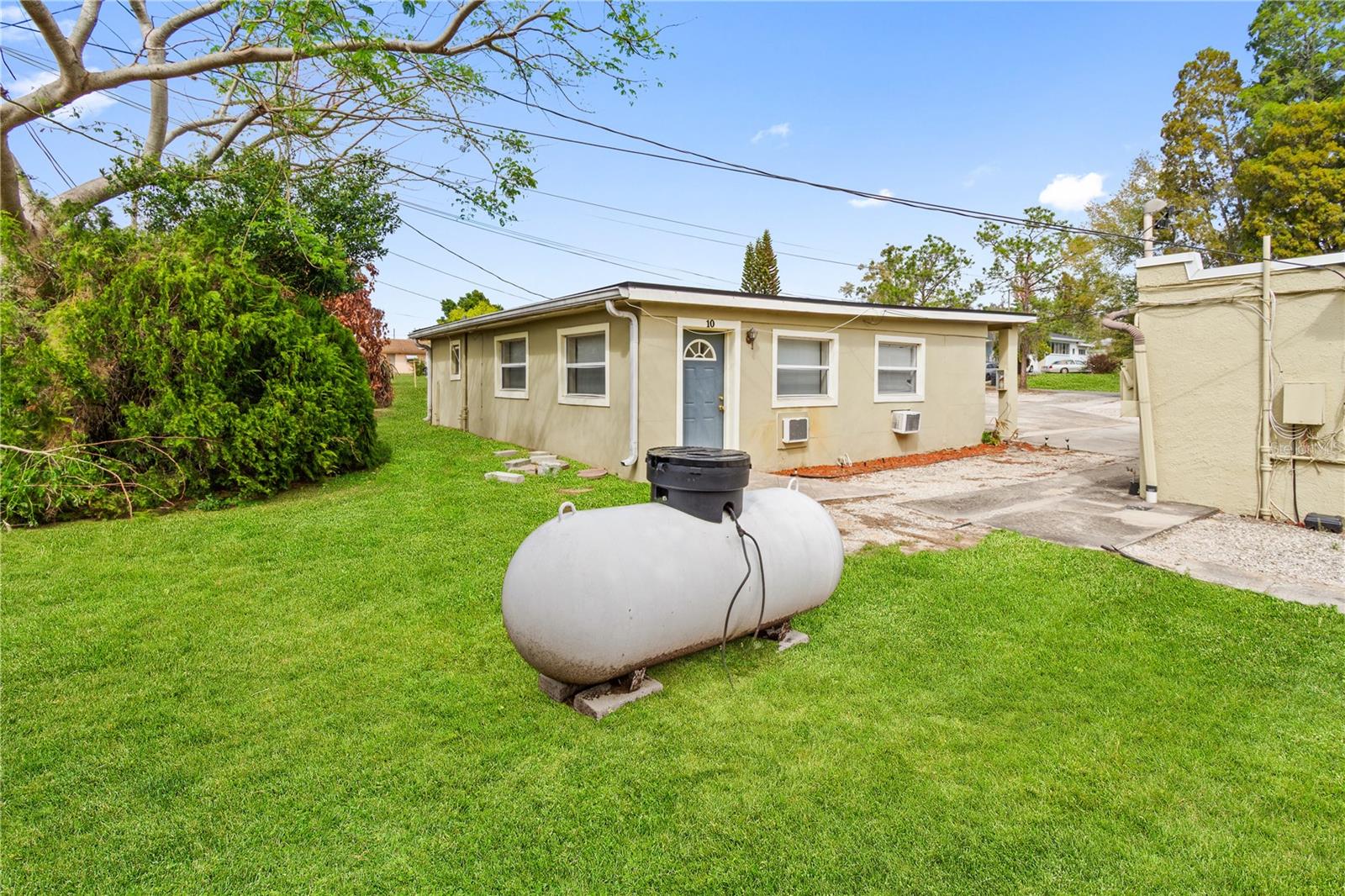 RIDGE MANOR - Residential Income