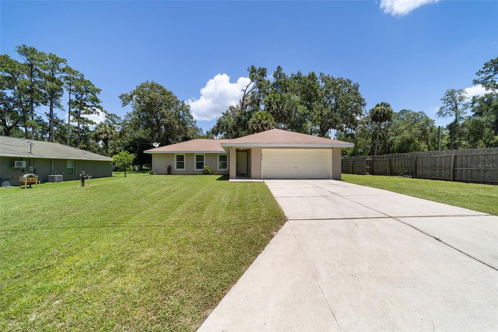 Photo of 5315 SE 26th Avenue, Ocala, FL 34480 (MLS # OM705860)