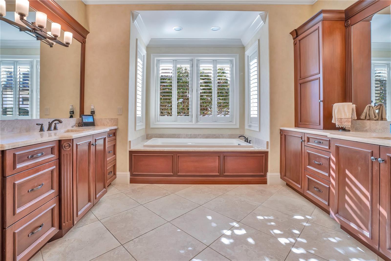 MOSS PARK RESERVE 01 REP - Residential