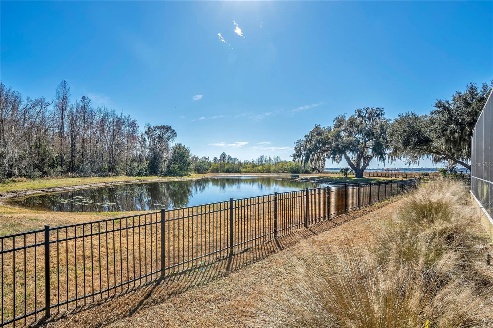 MOSS PARK RESERVE 01 REP - Residential