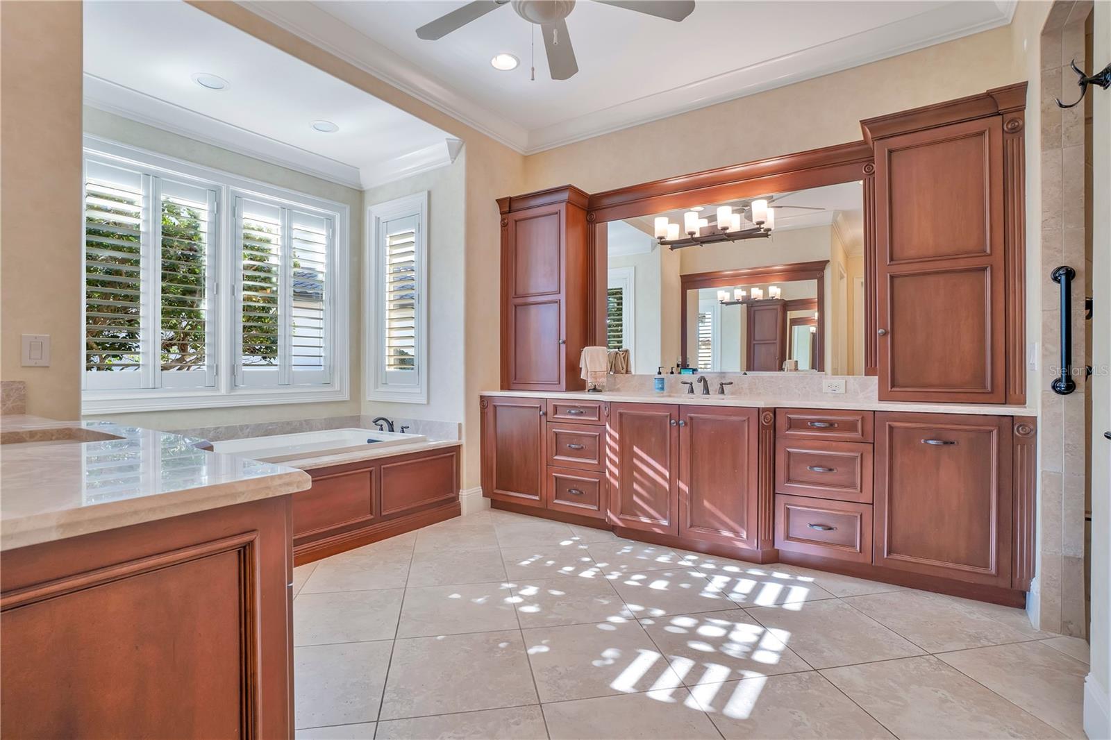 MOSS PARK RESERVE 01 REP - Residential