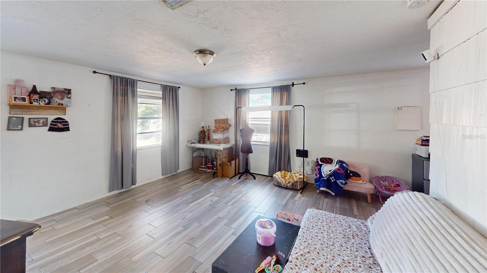 312 60TH AVENUE DRIVE W