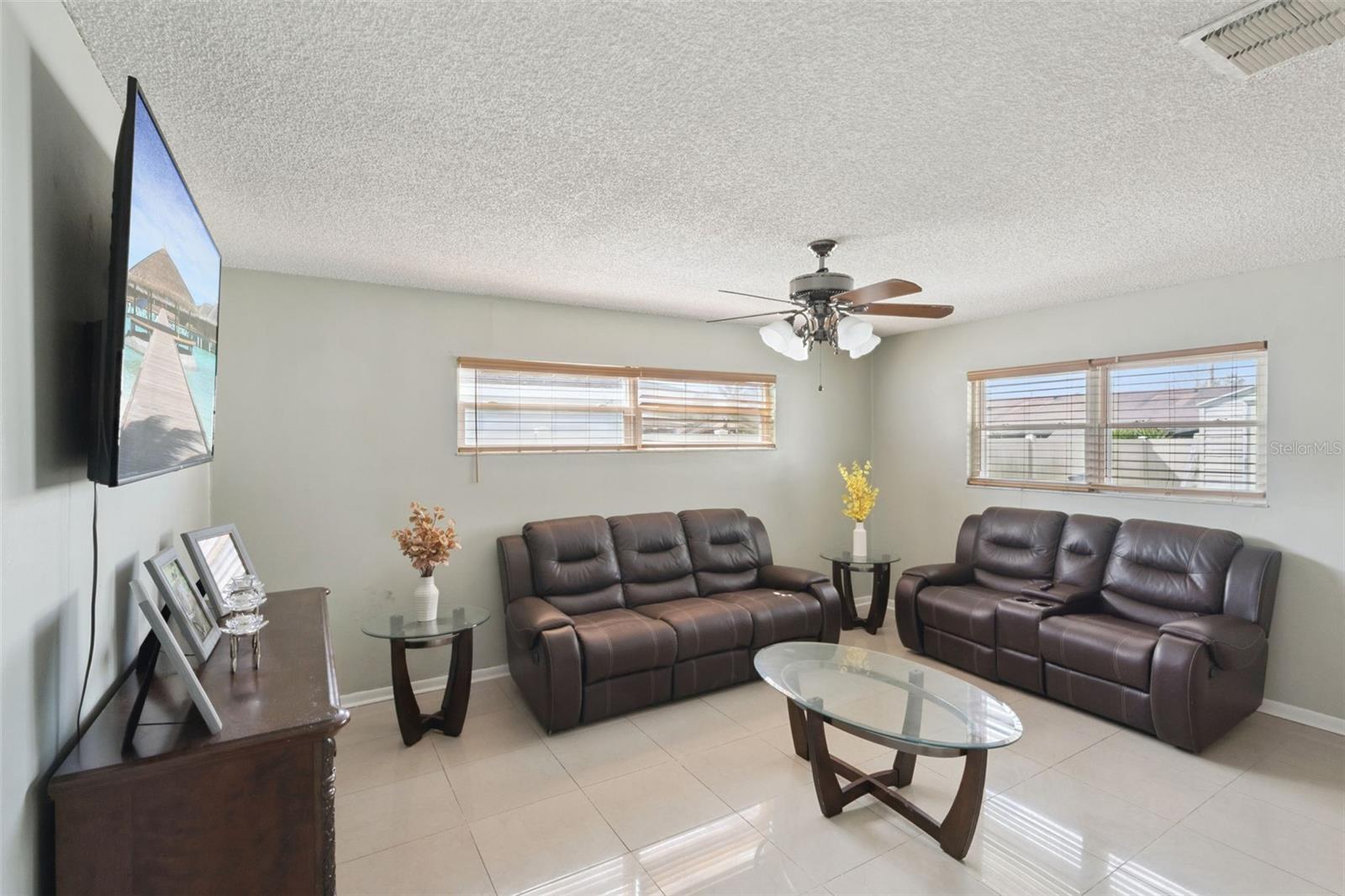 PRIMA VISTA - Residential