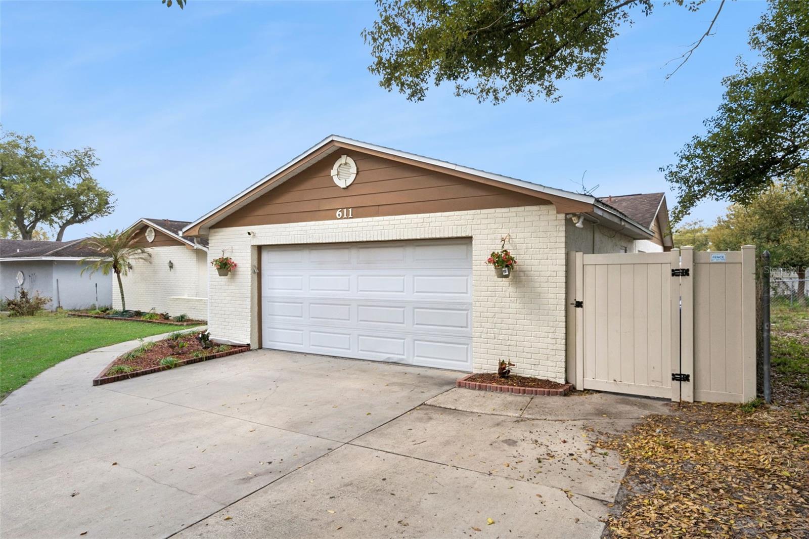 PRIMA VISTA - Residential