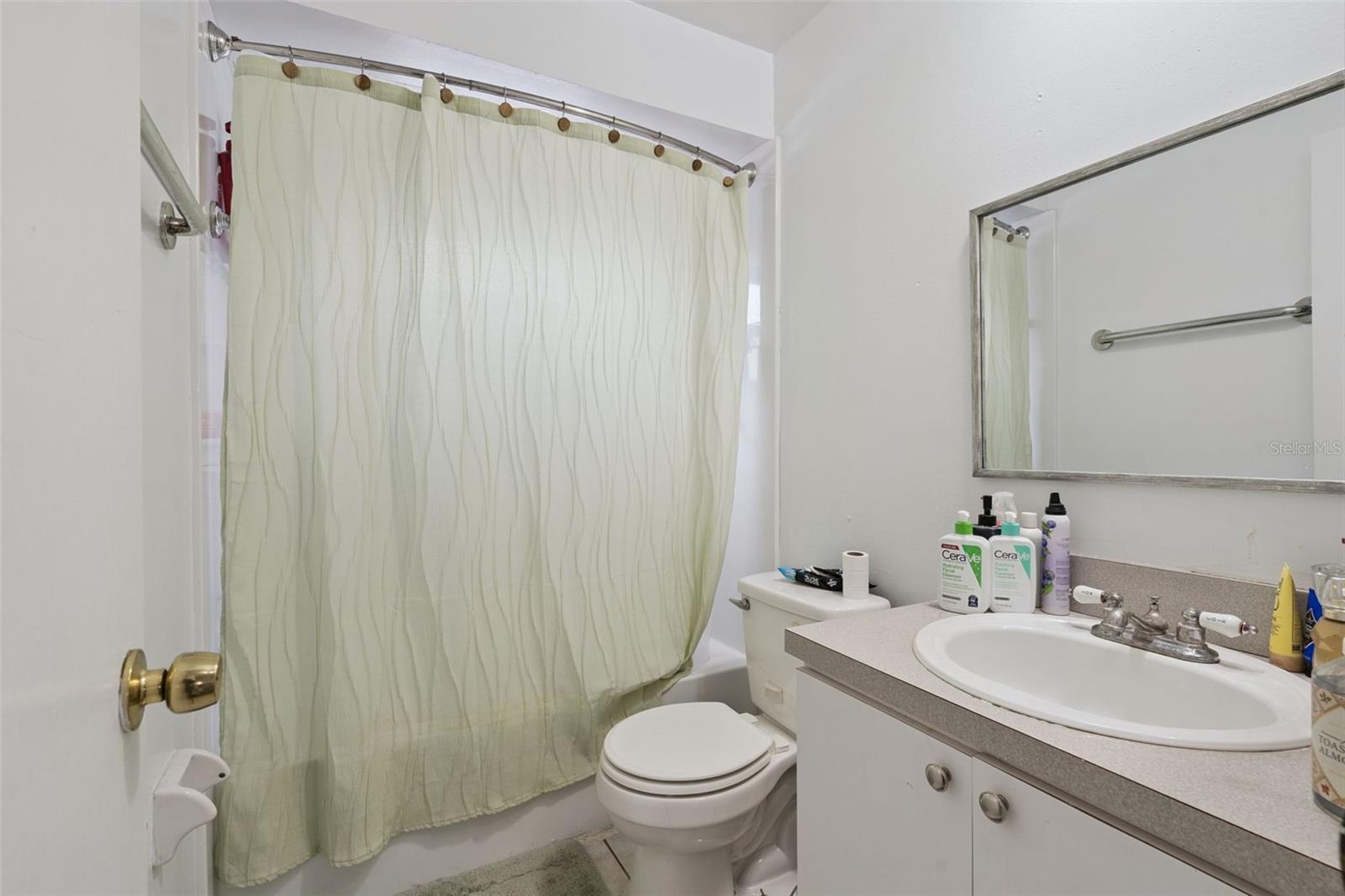 PRIMA VISTA - Residential