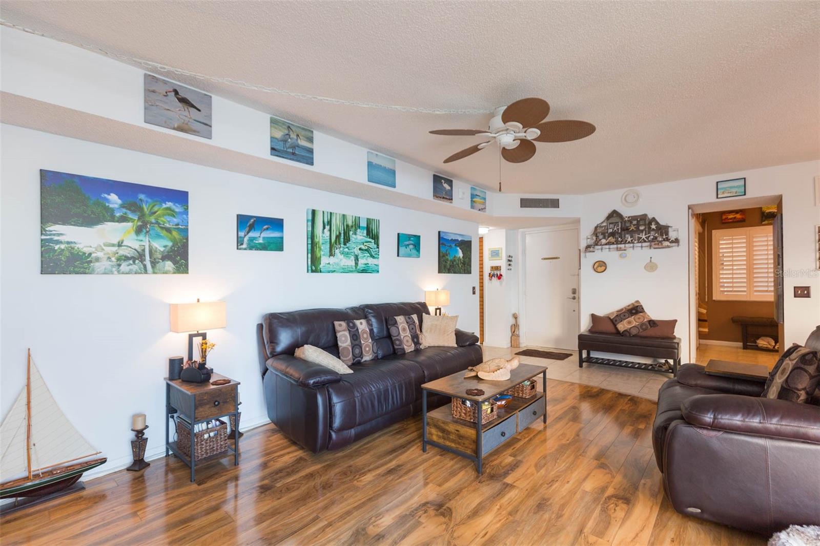 LA PUERTA DEL SOL CONDO - Residential