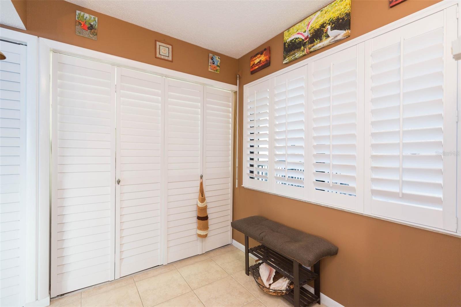 LA PUERTA DEL SOL CONDO - Residential