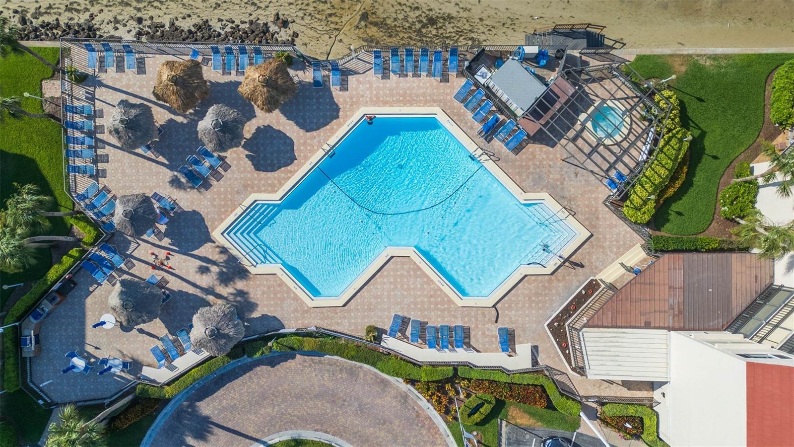 LA PUERTA DEL SOL CONDO - Residential