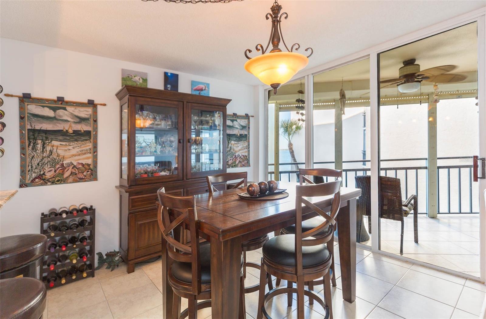 LA PUERTA DEL SOL CONDO - Residential