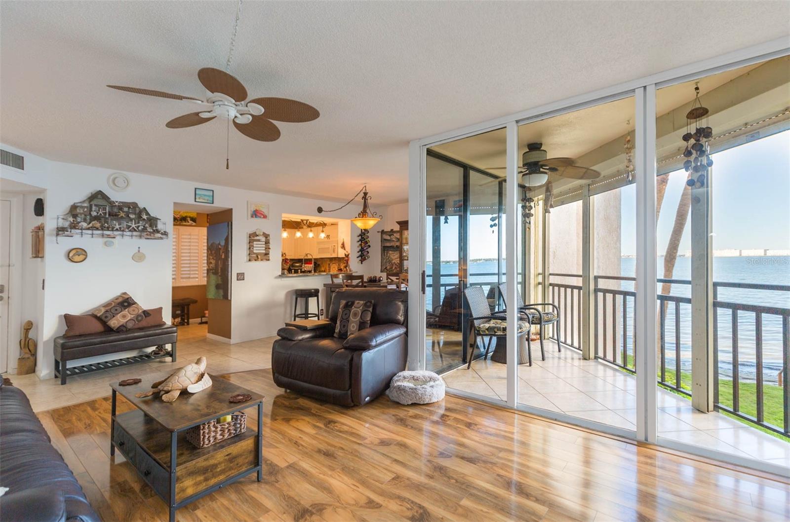 LA PUERTA DEL SOL CONDO - Residential