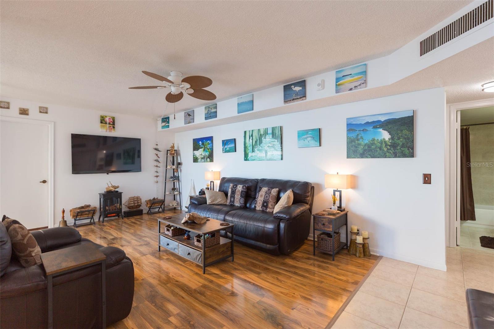 LA PUERTA DEL SOL CONDO - Residential