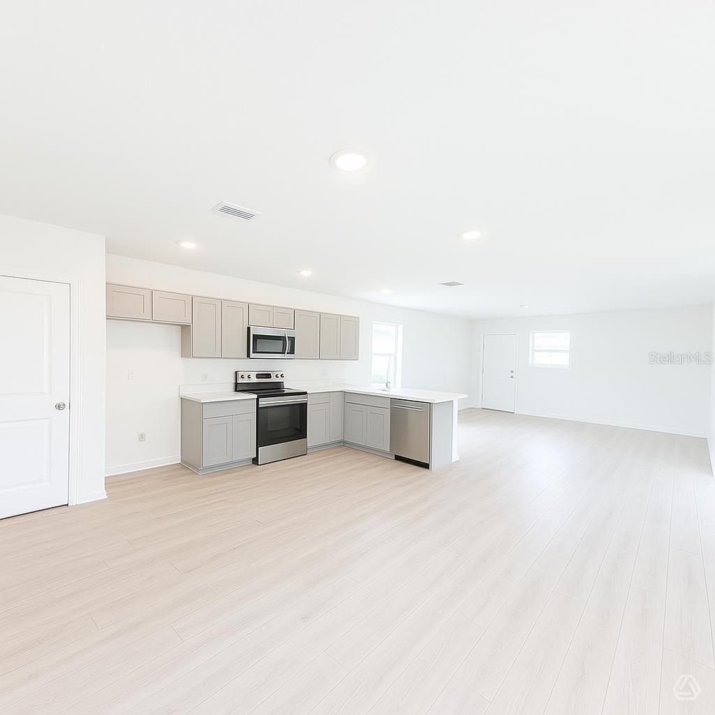BROADLEAF - Residential