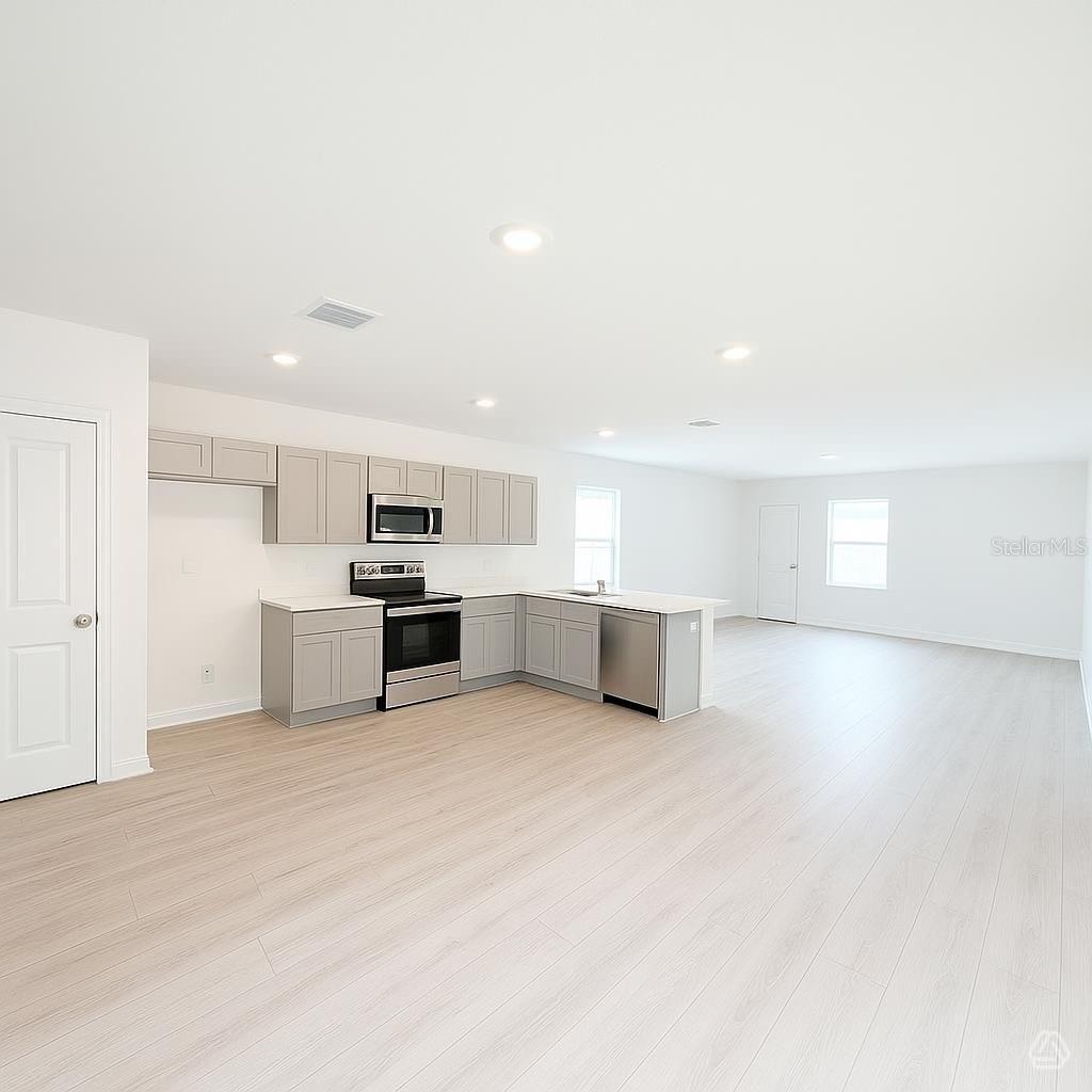 BROADLEAF - Residential