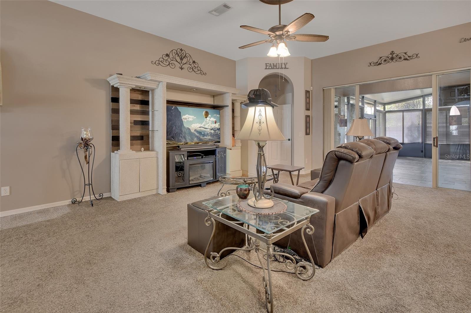 RESERVE AT DEBARY PH 04 - Residential