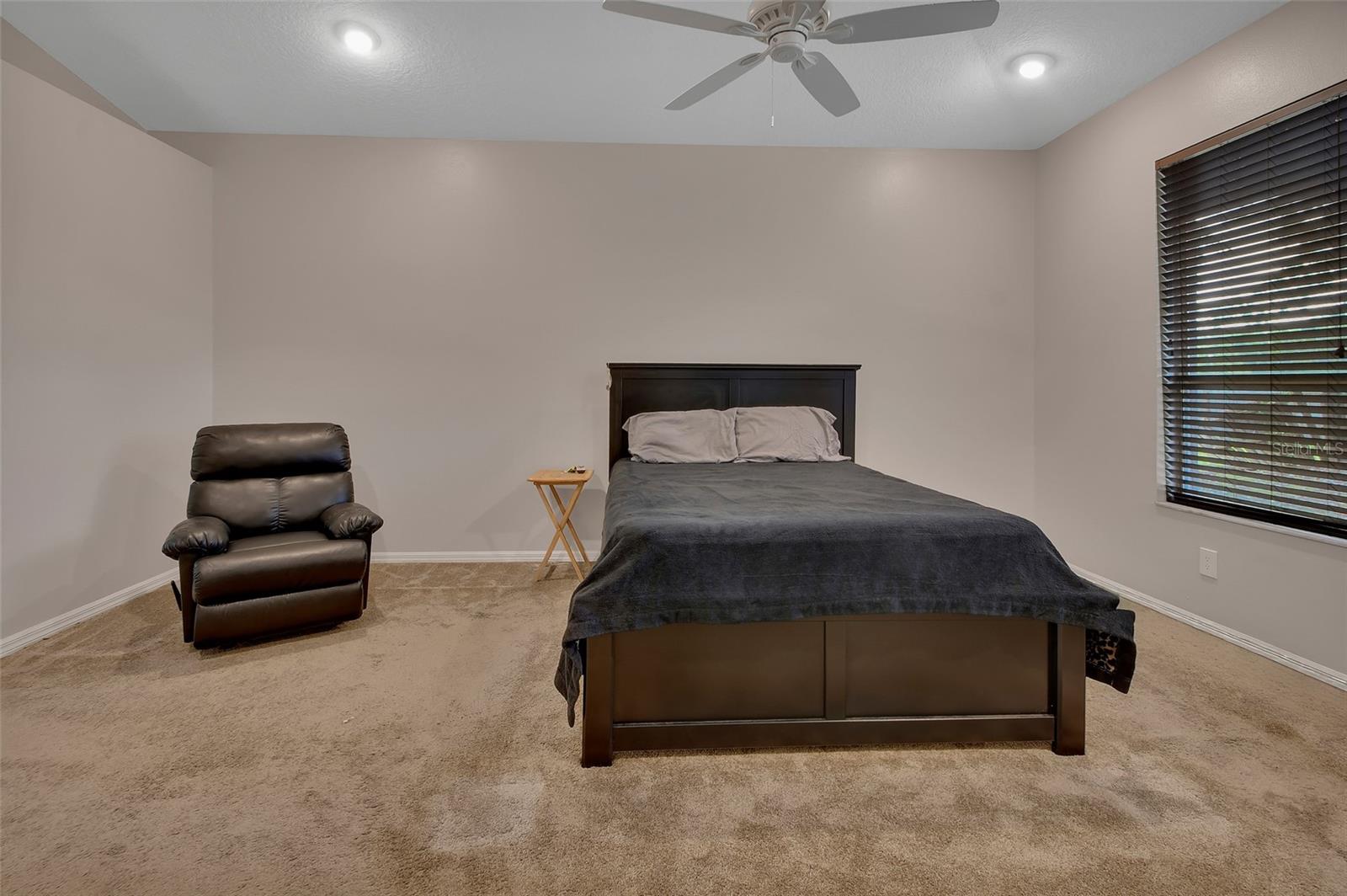 RESERVE AT DEBARY PH 04 - Residential