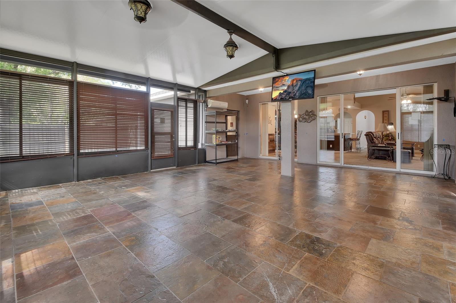 RESERVE AT DEBARY PH 04 - Residential