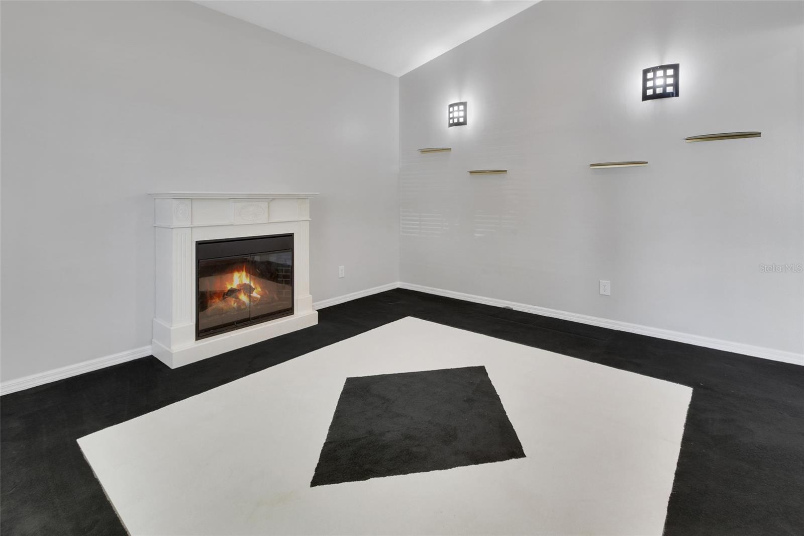 RESERVE AT DEBARY PH 04 - Residential